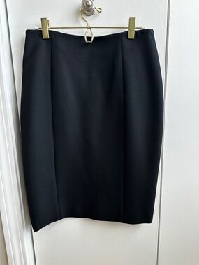 Hugo Boss Classic Black Pencil Skirt - Women's US size 4